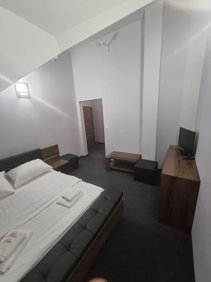 Hotel Jan Zgorzelec Extérieur photo